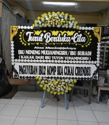 Papan Bunga di Darmawangsa